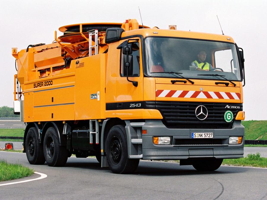  Mercedes-Benz Actros 2543 1997 года  (фото 2 из 2)